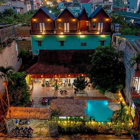 Odyssey Hostel, Tours & Motorbikes Rental 河江 外观 照片