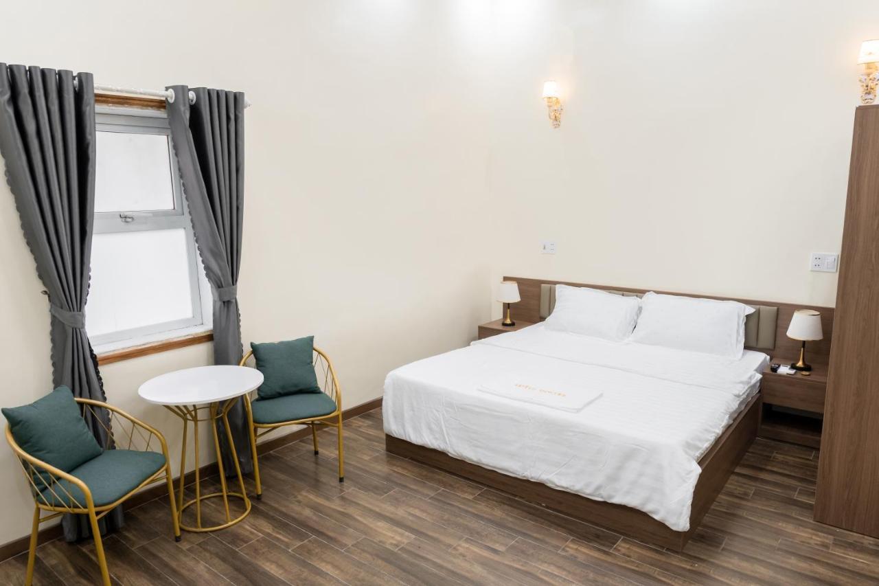 Odyssey Hostel, Tours & Motorbikes Rental 河江 外观 照片