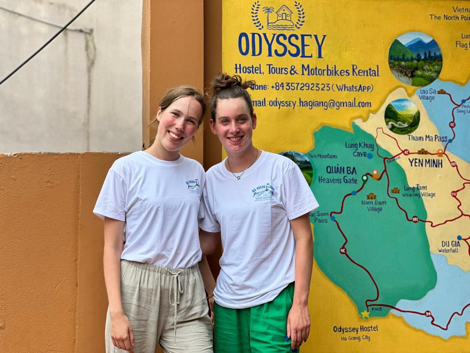 Odyssey Hostel, Tours & Motorbikes Rental 河江 外观 照片