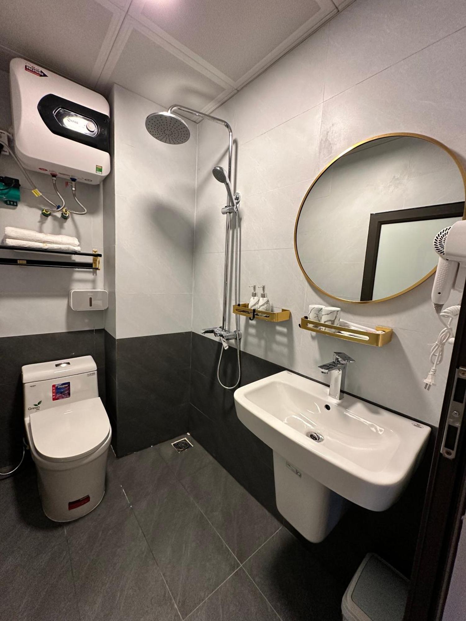 Odyssey Hostel, Tours & Motorbikes Rental 河江 客房 照片